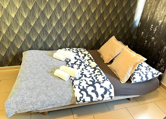 Grey Palazzo 1050 Vienna